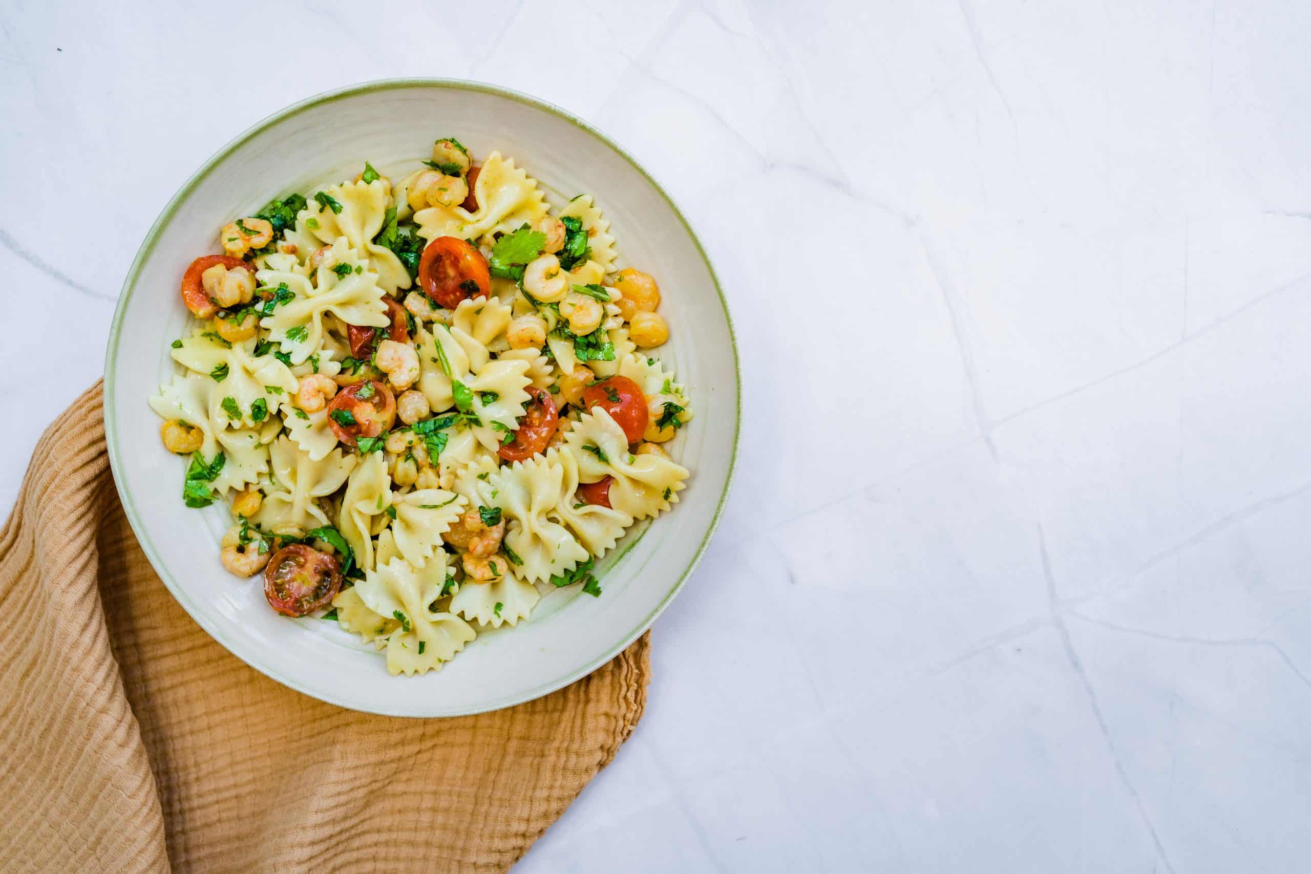 Salada Saudável de Camarão, Tomate e Coentros - Nutricionista Raquel Luís